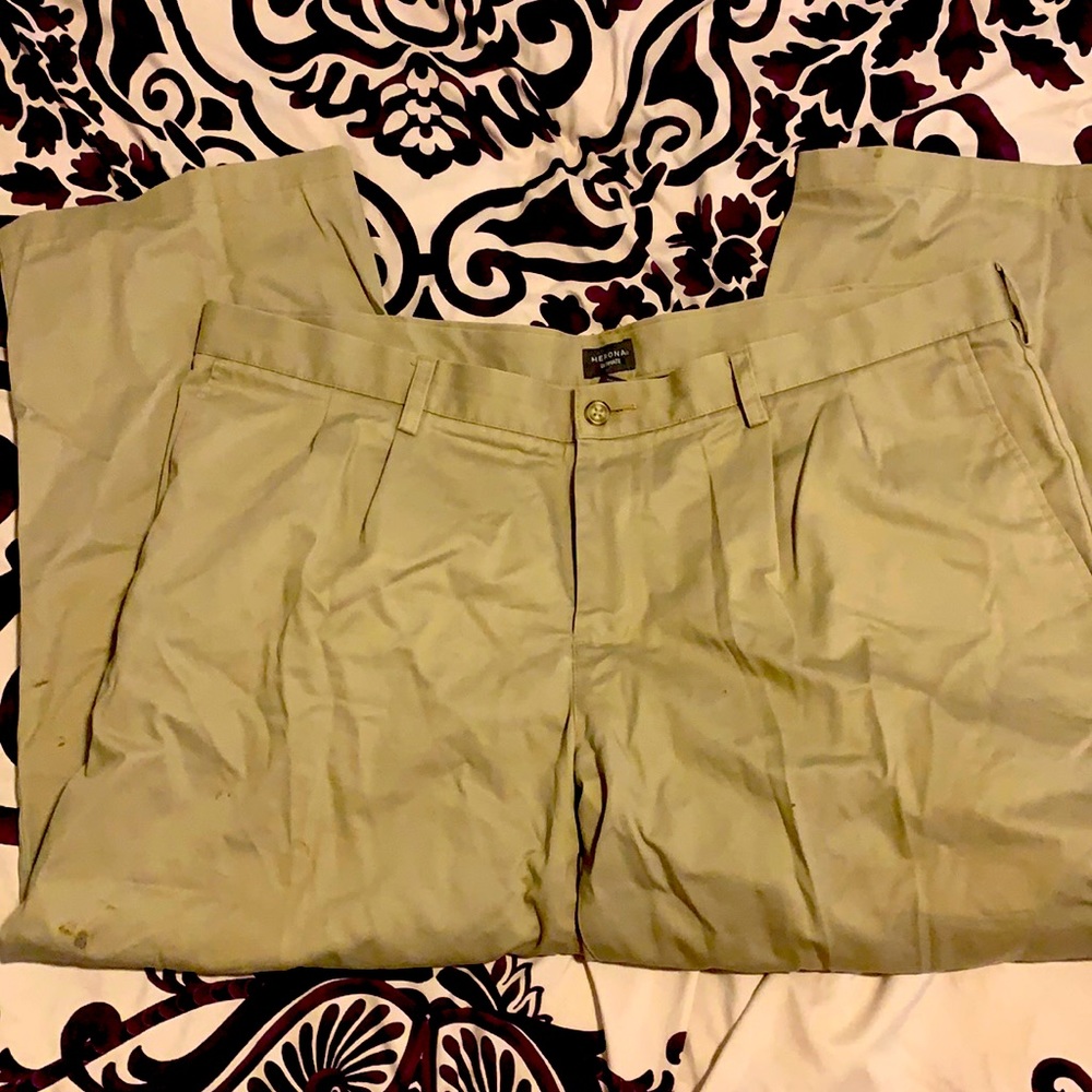 Kaki pants. Size 44x30. Make an offer